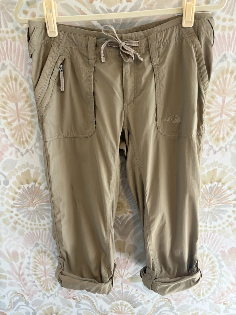 The North Face Womens Convertible Roll Up Hiking Pants Khaki Tan Size 8 Regular